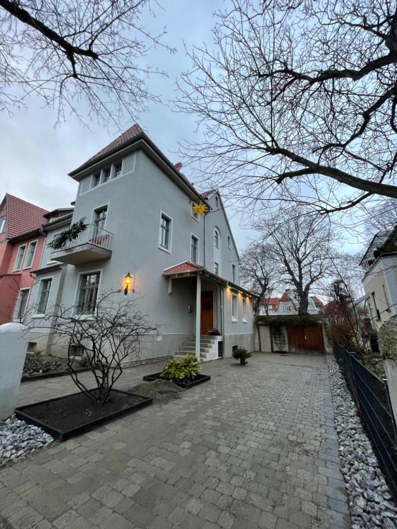 110 qm Ferienwohnung Stadtvilla Halberstadt - Dem Tor zum Harz - Apartamento De Dos Dormitorios