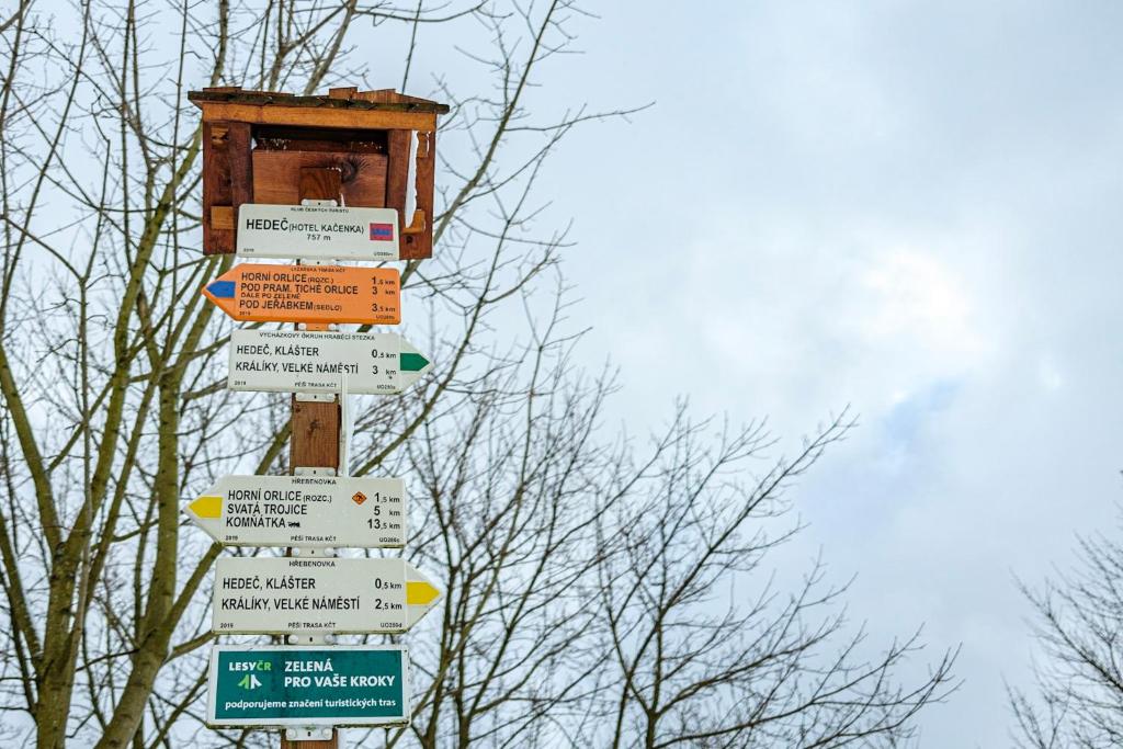 Certifikát, hodnocení, plakát nebo jiný dokument vystavený v ubytování Hotel Kačenka