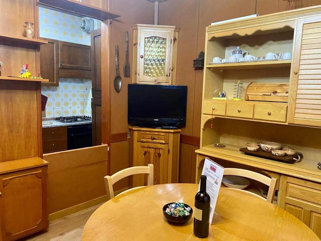 Kuchyň nebo kuchyňský kout v ubytování RESIDENCE ALTAIR Via Roma 13