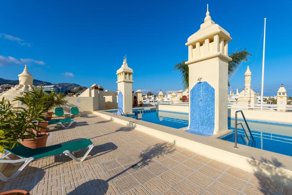APARTAMENTO VACACIONAL BENALMADENA PUERTO MARINA DENTRO DE LA ...