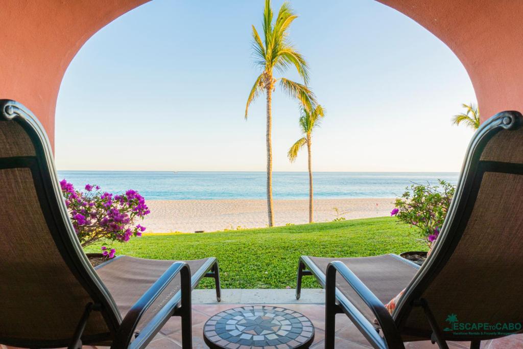 Beachfront! 2 BED2BATH at Casa Del Mar!