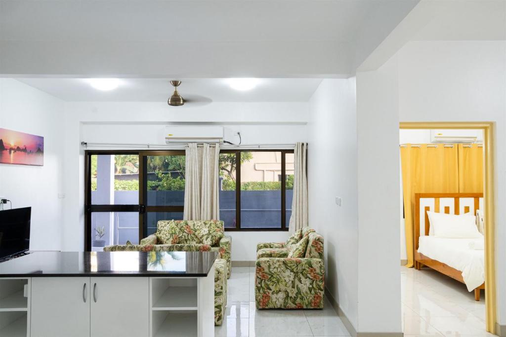TV a/nebo společenská místnost v ubytování Coastal Suites Fiji