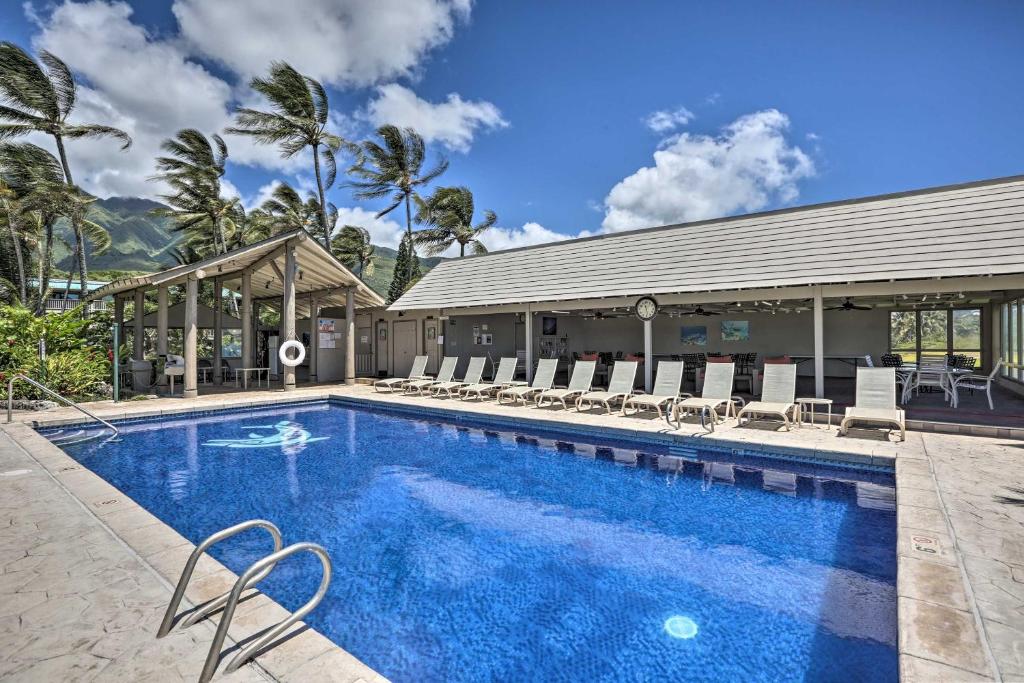 La pileta dentro o cerca de Hawaii Haven Condo with Community Pool, Ocean Views