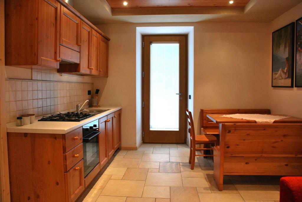Kuchyň nebo kuchyňský kout v ubytování Hotel Garnì Zanella