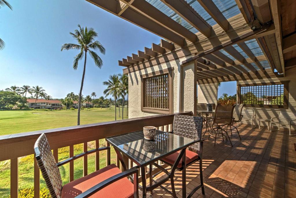 Ban công/sân hiên tại Kailua-Kona Condo with Ocean and Golf Course Views!