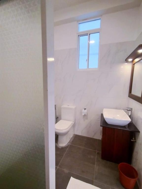 Bivon Reach - Deluxe Single Room With Balcony