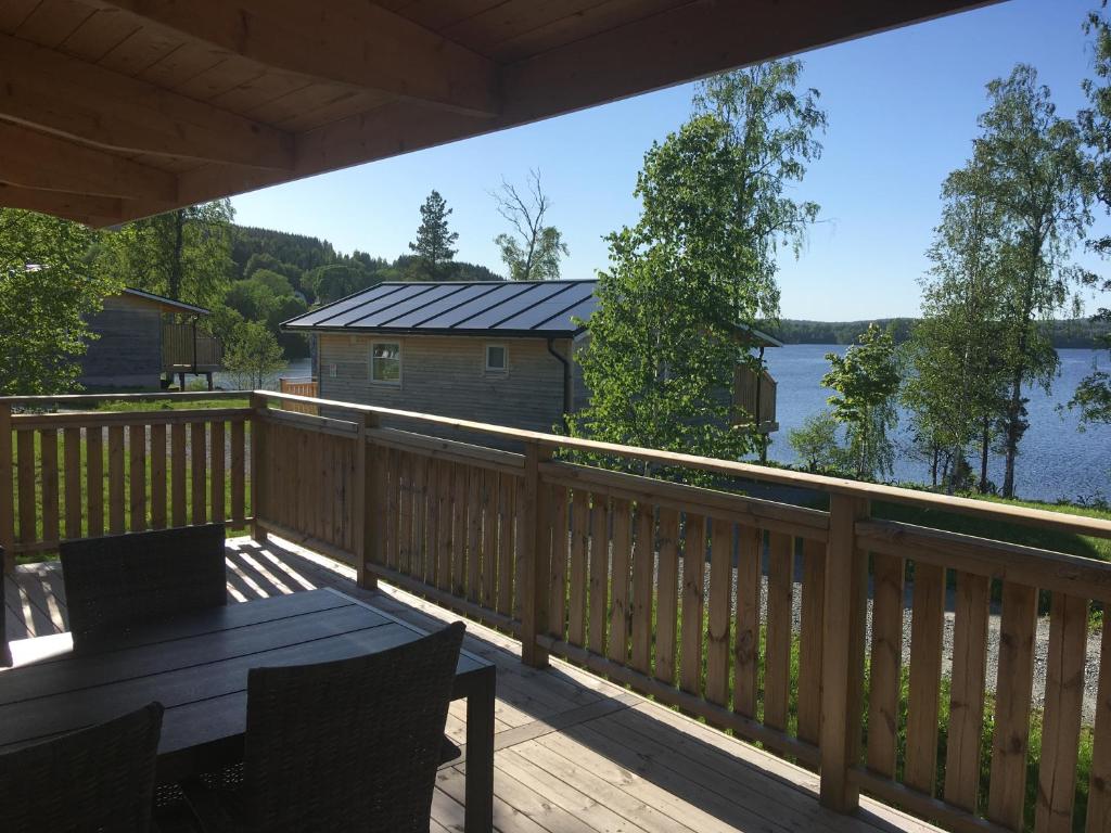 Cosy holiday home with lake view in Dalsland For 4 persons - Housity