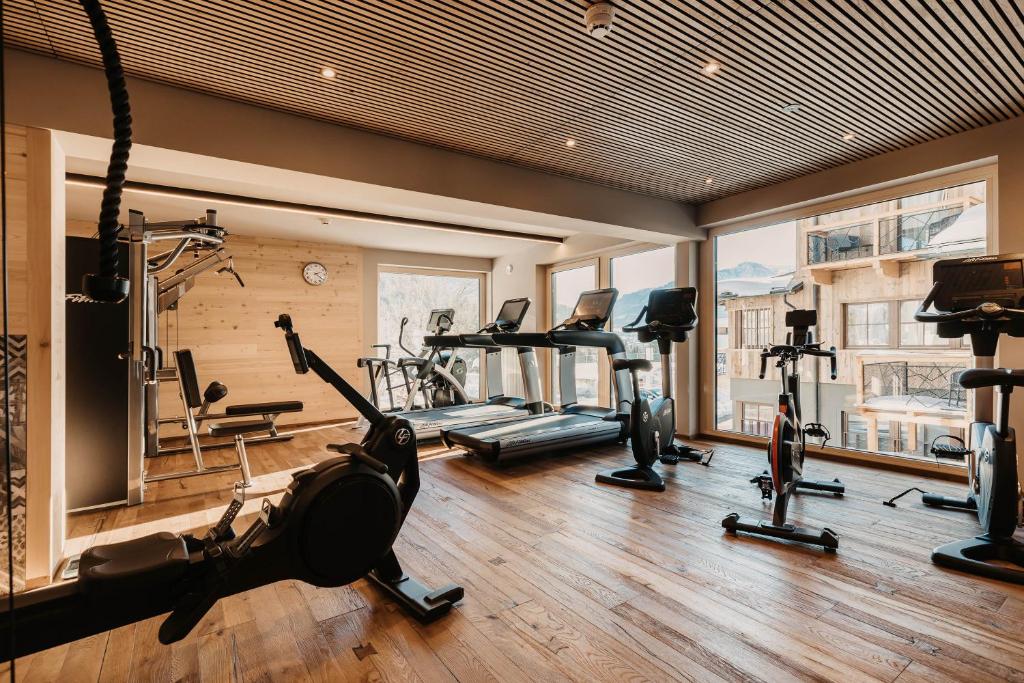 Fitness centrum a/nebo fitness zařízení v ubytování Hofgut Apartment & Lifestyle Resort Wagrain