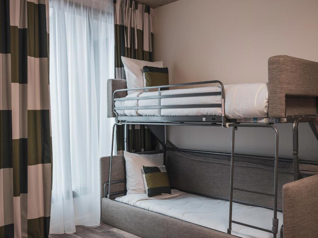 La Belle Ville - Resim 37