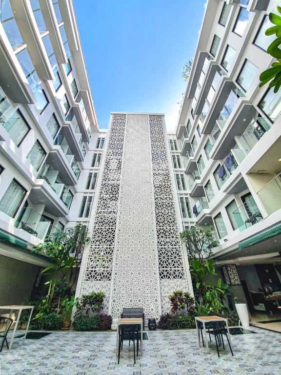 Zenseana Resort & Spa - Patong, Phuket - Resim 12