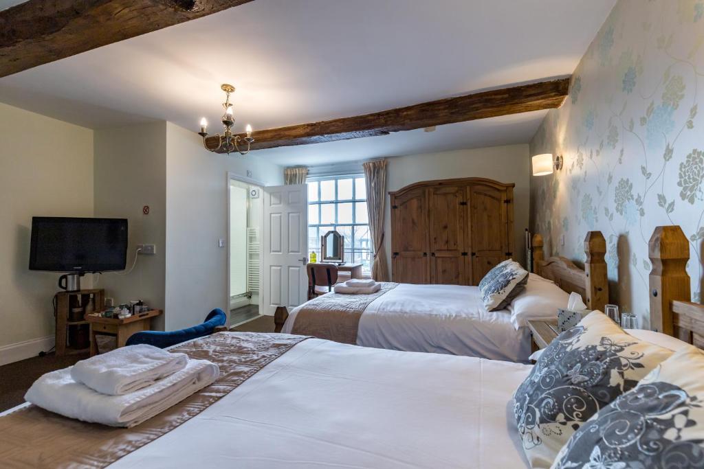 The Littleton Arms - Superior Twin Room