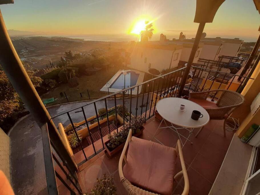 Balkón alebo terasa v ubytovaní 3 bedroom home with amazing views & outdoor spaces