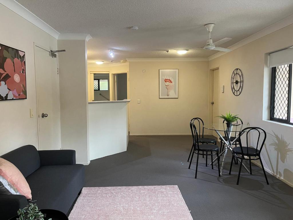 Spring Hill Gardens Apartments - Resim 12