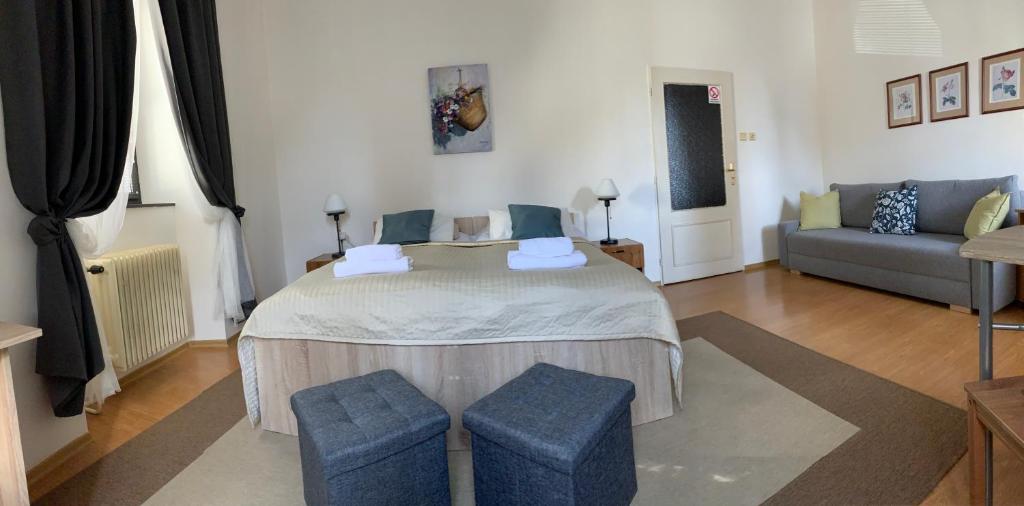 Posezení v ubytování Hotel U Apoštola