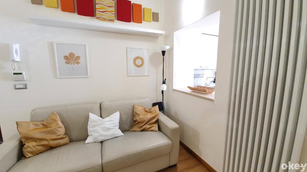 A seating area at Garden House - Casa Vacanze Bari