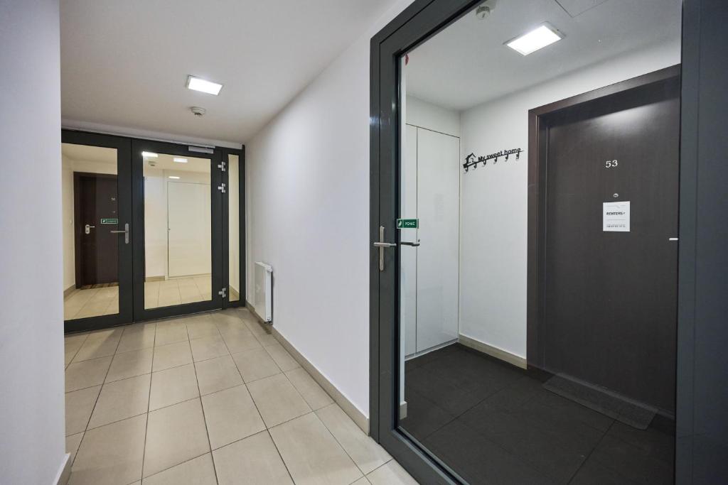 Fotografia z galérie ubytovania Luxurious Apartments Walonska with underground GARAGE by Noclegi Renters vo Vroclavi
