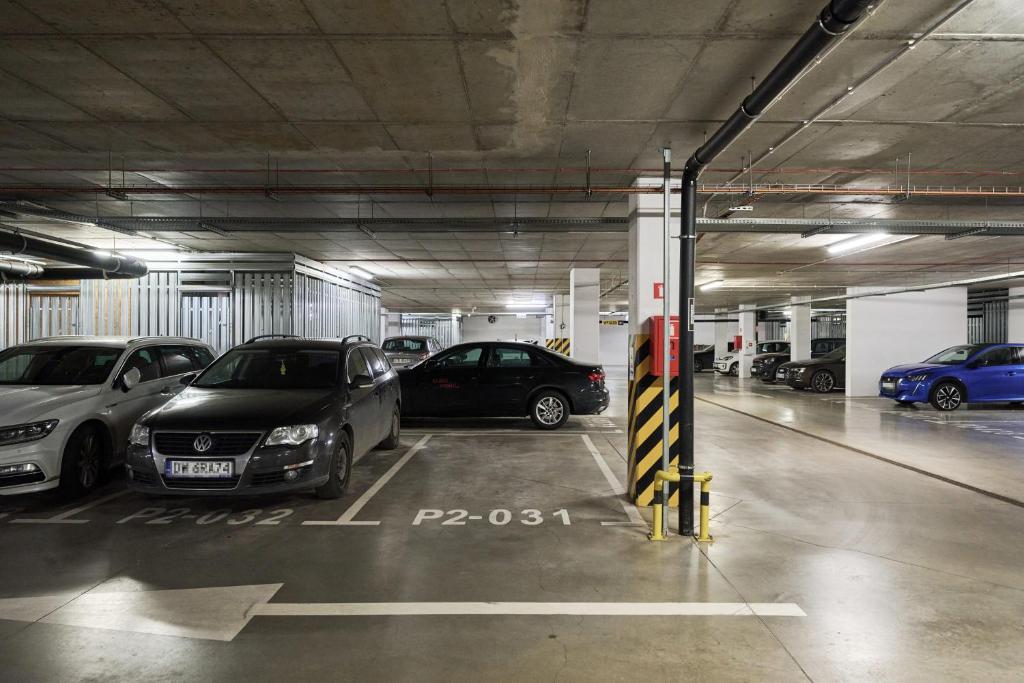 Fotografia z galérie ubytovania Luxurious Apartments Walonska with underground GARAGE by Noclegi Renters vo Vroclavi