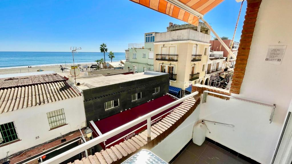 Bulto Carihuela, Torremolinos – Precios actualizados 2023