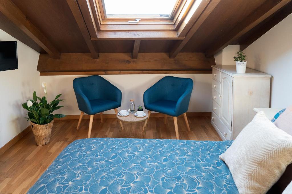 Posedenie v ubytovaní Hostal Pension Artilleiro