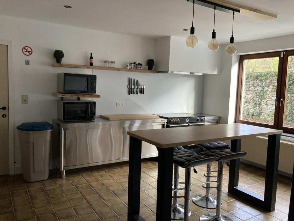 Kuchyň nebo kuchyňský kout v ubytování Villa Dhoris