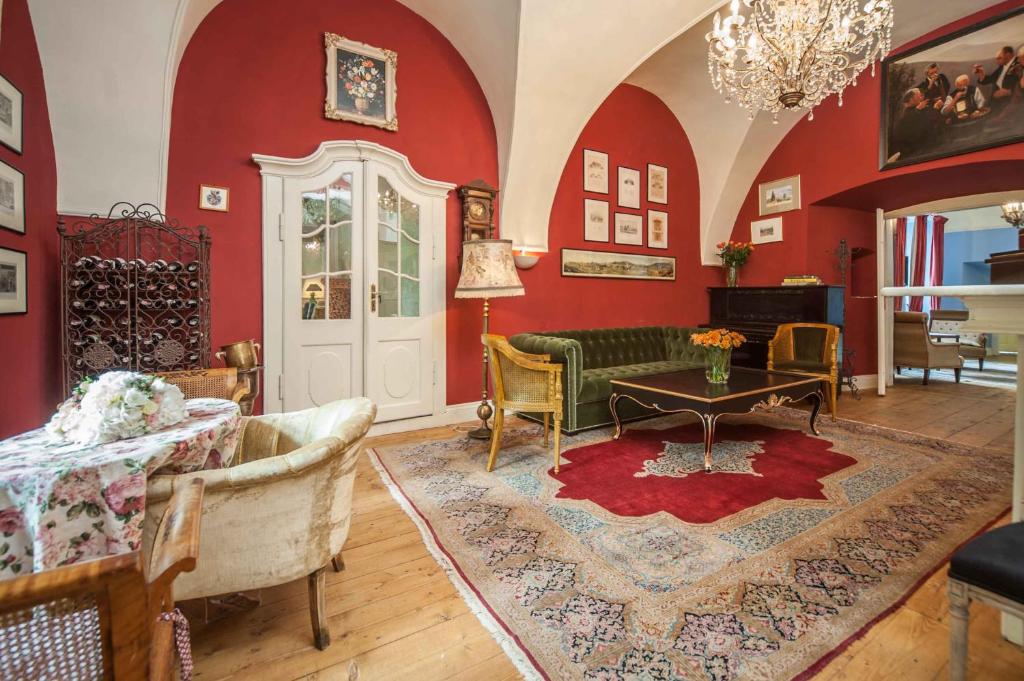 Posedenie v ubytovaní Hotel Palac Staniszow