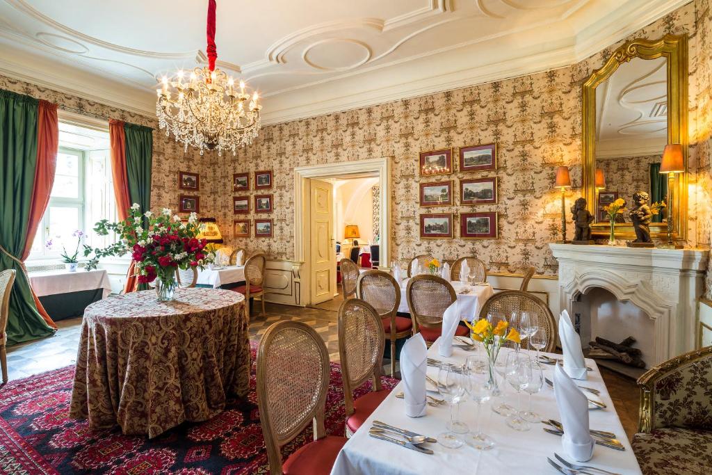 Posedenie v ubytovaní Hotel Palac Staniszow