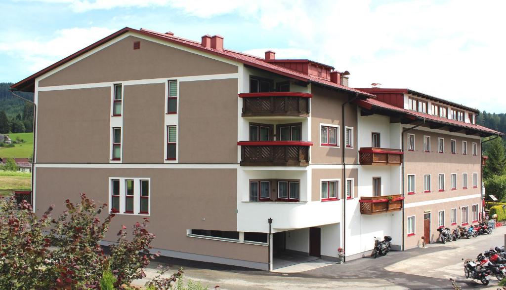 Budova, kde se hotel nachází