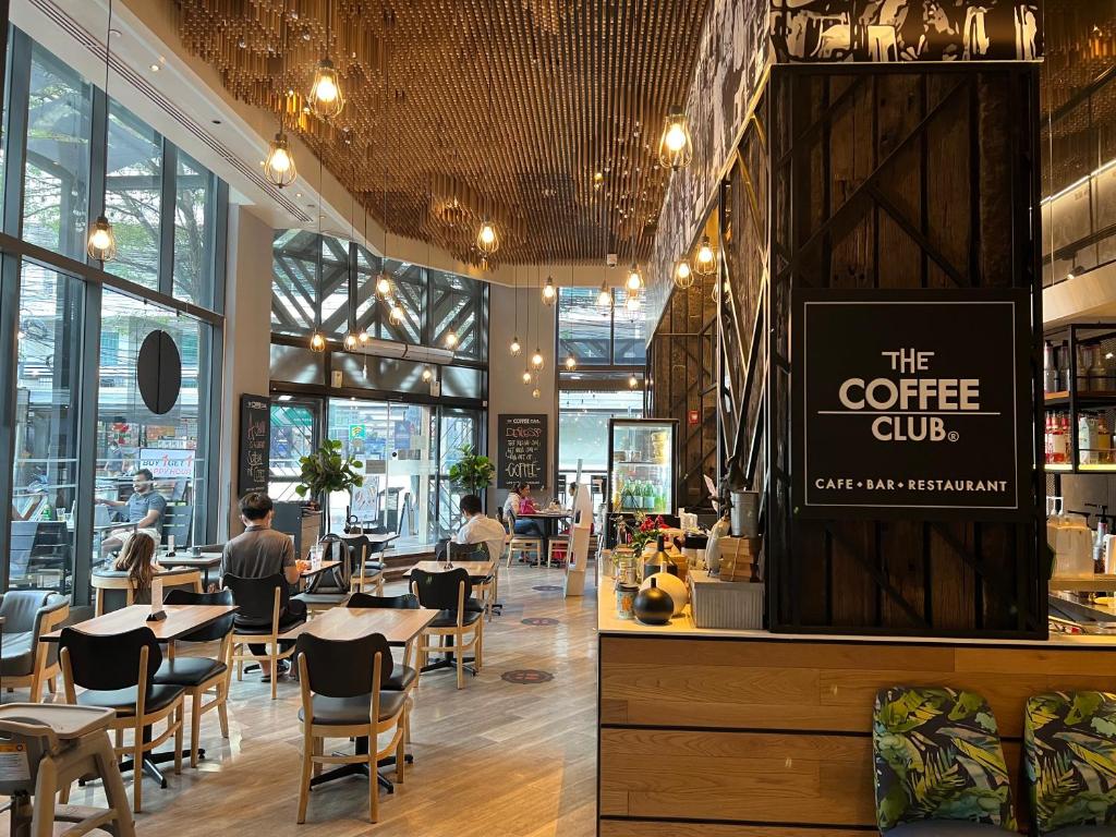 Holiday Inn Express Bangkok Sukhumvit 11 by IHG - Resim 37