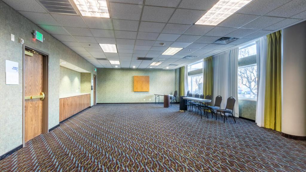 Holiday Inn Express Boise Downtown by IHG photo