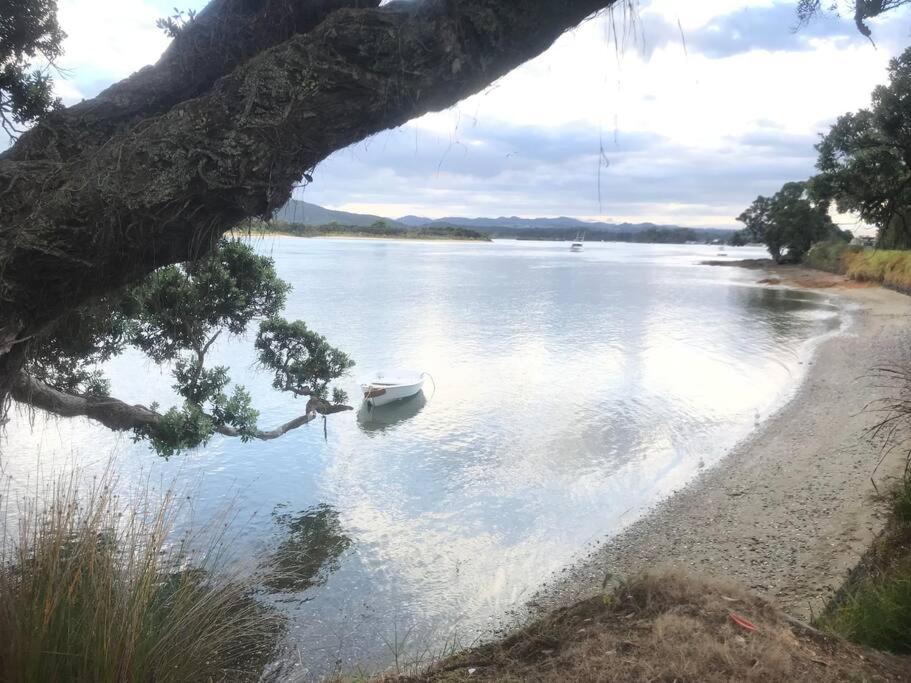 Frangipani guesthouse -Ngunguru - Resim 9