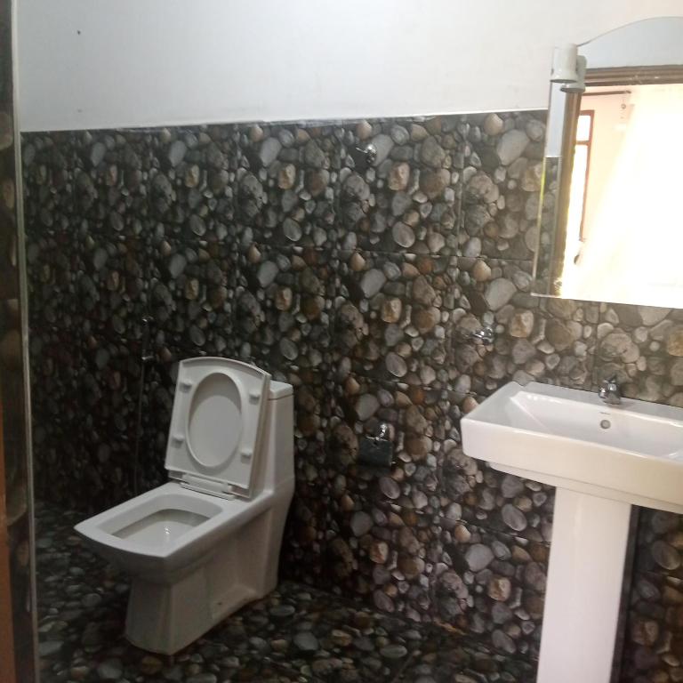 The Horizon Root Inn - Deluxe Double Room (2 Adultos + 1 Niño)