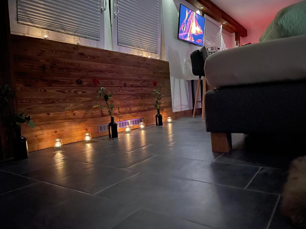 TV a/nebo společenská místnost v ubytování Mountainsuite