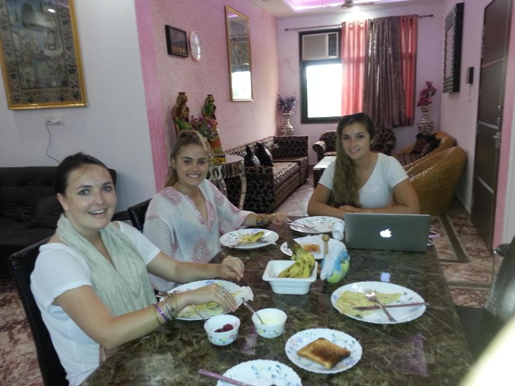 Hosté ubytování Rainbow Home Stay