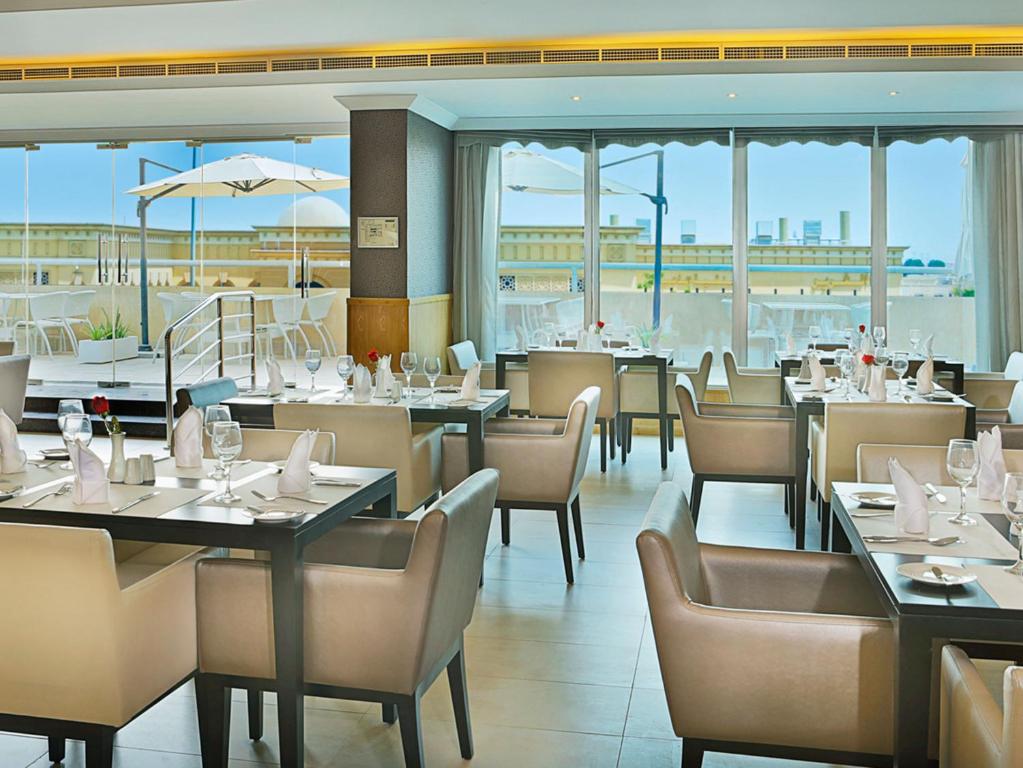 Restaurace v ubytování Armada Avenue Hotel