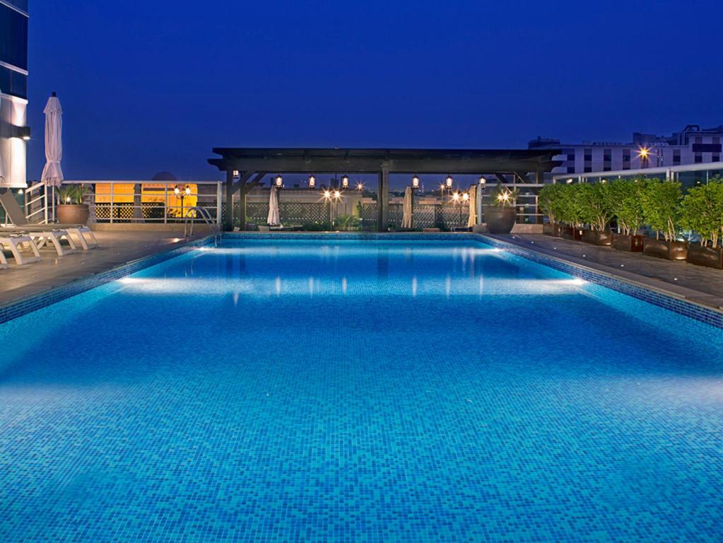 Bazén v ubytování Armada Avenue Hotel nebo v jeho okolí