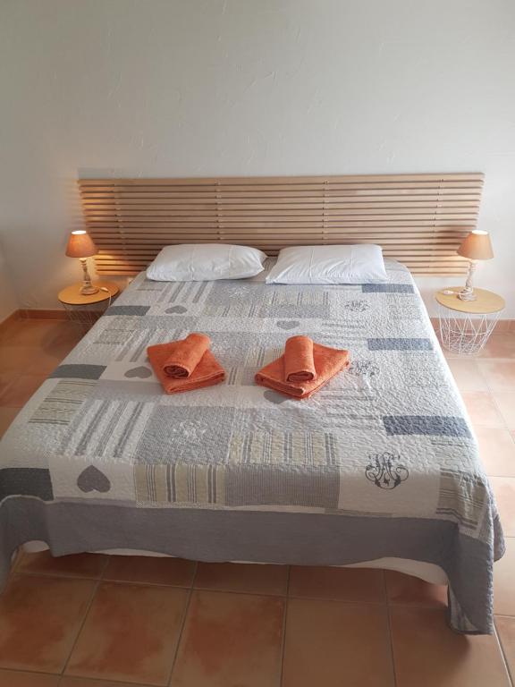 Mas Clement - Chambre et table d'hôtes - 3