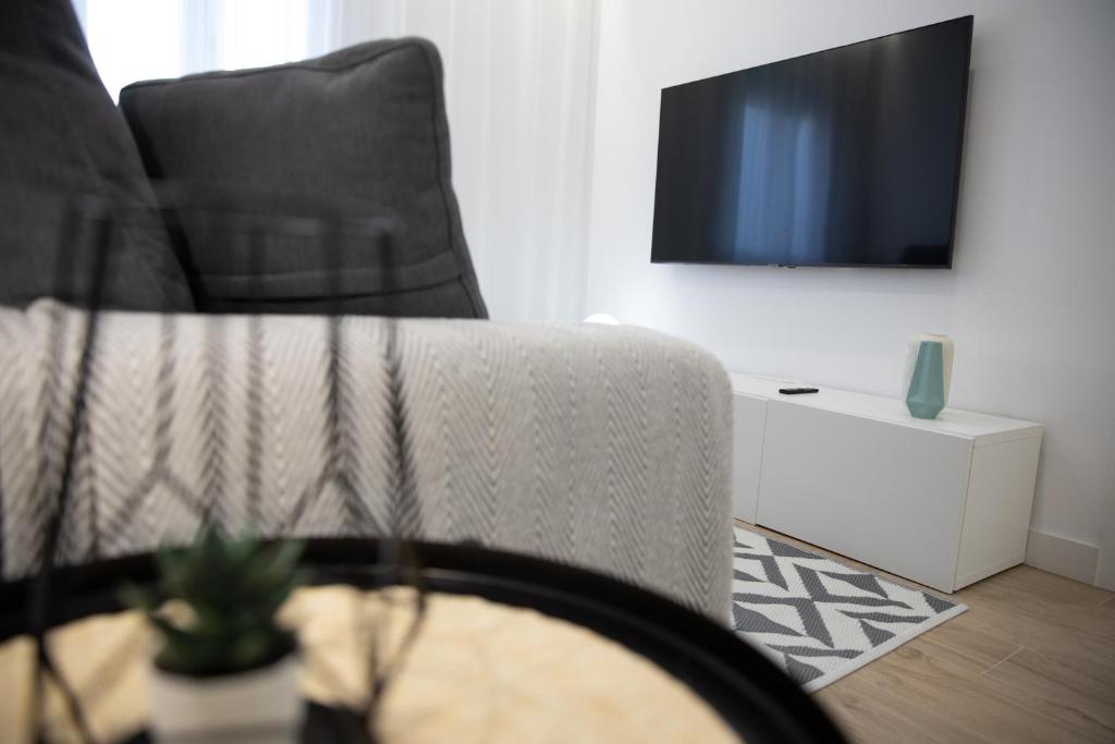 Apartamento con Aire Acondicionado Ayuntamiento Av de La Paz - 11