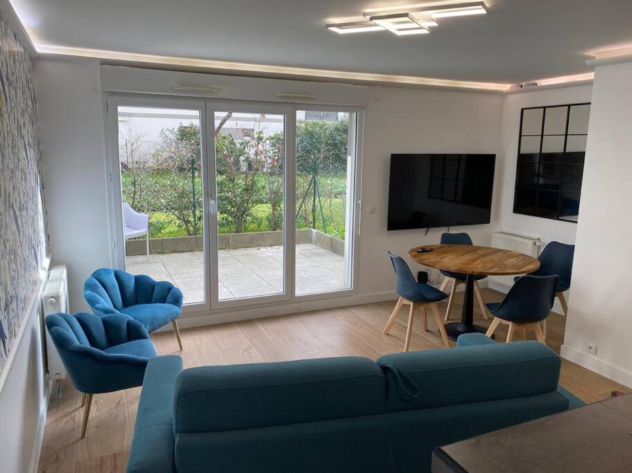 FLORA2 - Wohnung Mit Einem Schlafzimmer