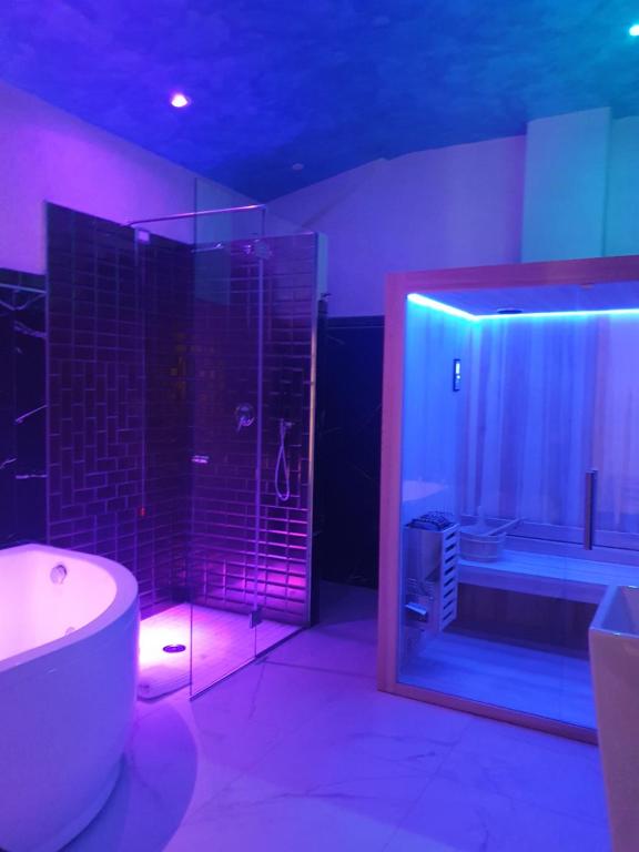 Kúpeľňa v ubytovaní Setteabbracci Suite & Apartments