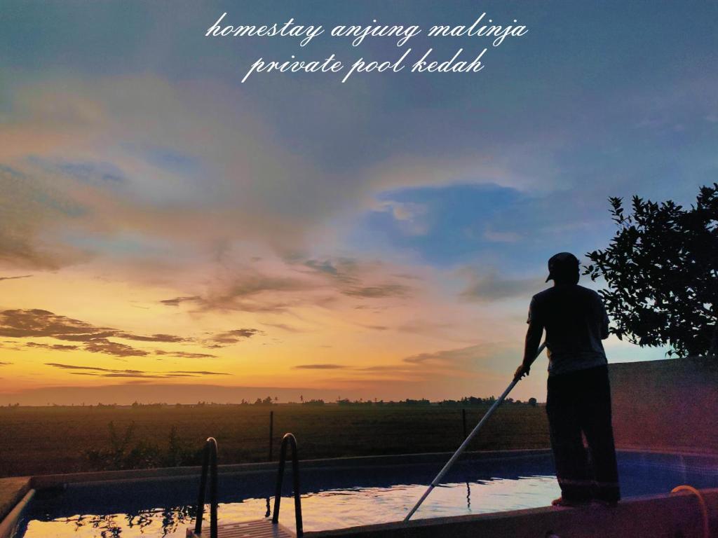 Homestay Anjung Malinja Private Pool Kedah - Casa De Tres Dormitorios