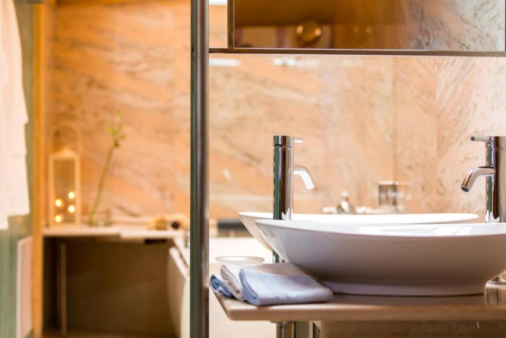Koupelna v ubytování Ravdoucha Epavlis - Luxury Private Villas