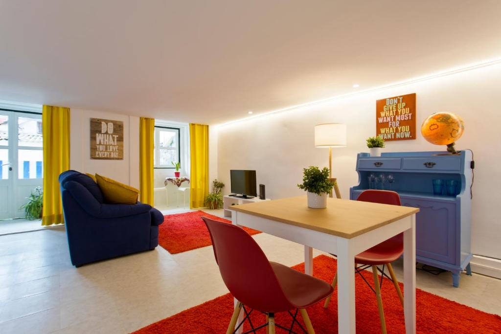 Oporto Blue Trindade - Magical Citycenter Apartment - One-Bedroom Apartment