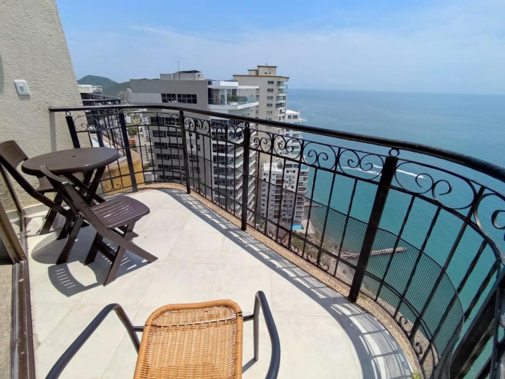 Balkón nebo terasa v ubytování Apartamentos El Peñón del Rodadero VISTA AL MAR - By Apartamar Santa Marta