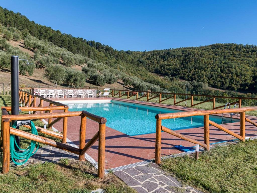 Bazén v ubytování Belvilla by OYO Borgo Macereto nebo v jeho okolí