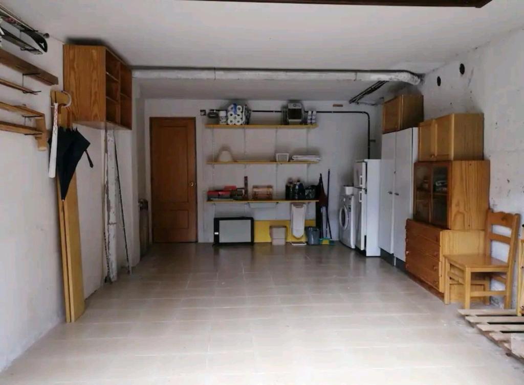 Kuchyň nebo kuchyňský kout v ubytování Dúplex con terraza y vistas panorámicas en Taüll