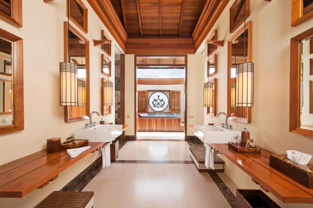 Villa Nautica Paradise Island Resort - Suite Oceánica De Dos Habitaciones Con Piscina