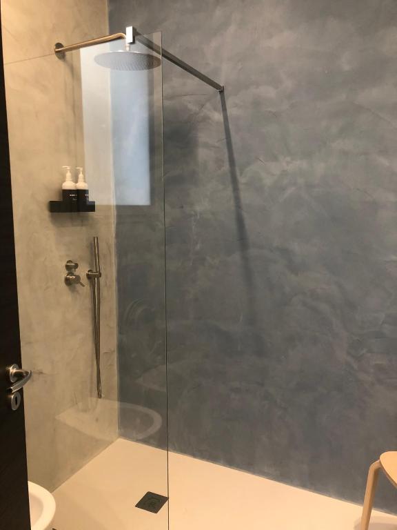 Łazienka w obiekcie Drepanon, Prospettive sul Mediterraneo Charme B&B