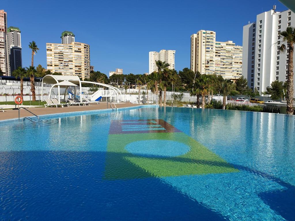 Sunset Waves by Apturist, Benidorm – Bijgewerkte prijzen 2023