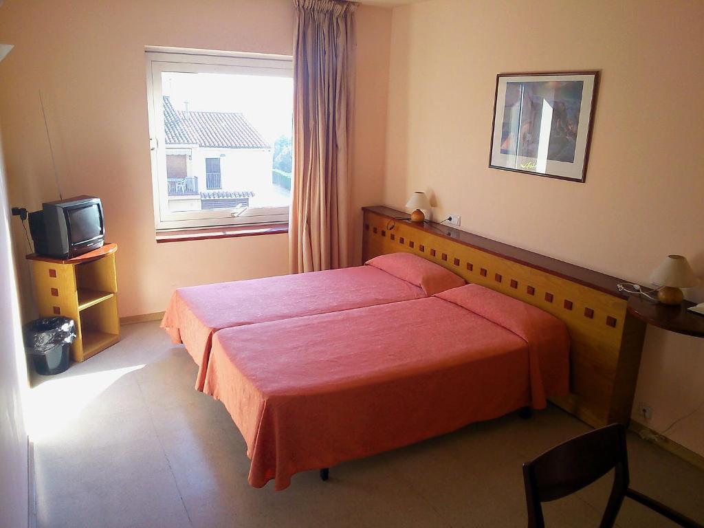 Hotel Montmeló - Twin Room