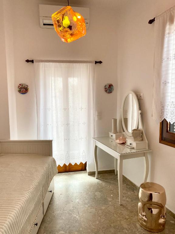 Postel nebo postele na pokoji v ubytování Lion House I